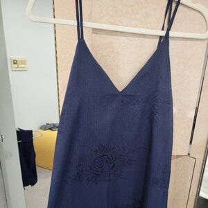 Beautiful navy mini with rosette design